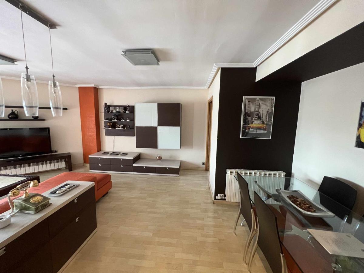 Murohouse Apartamento Con Piscina Zaragoza Luaran gambar