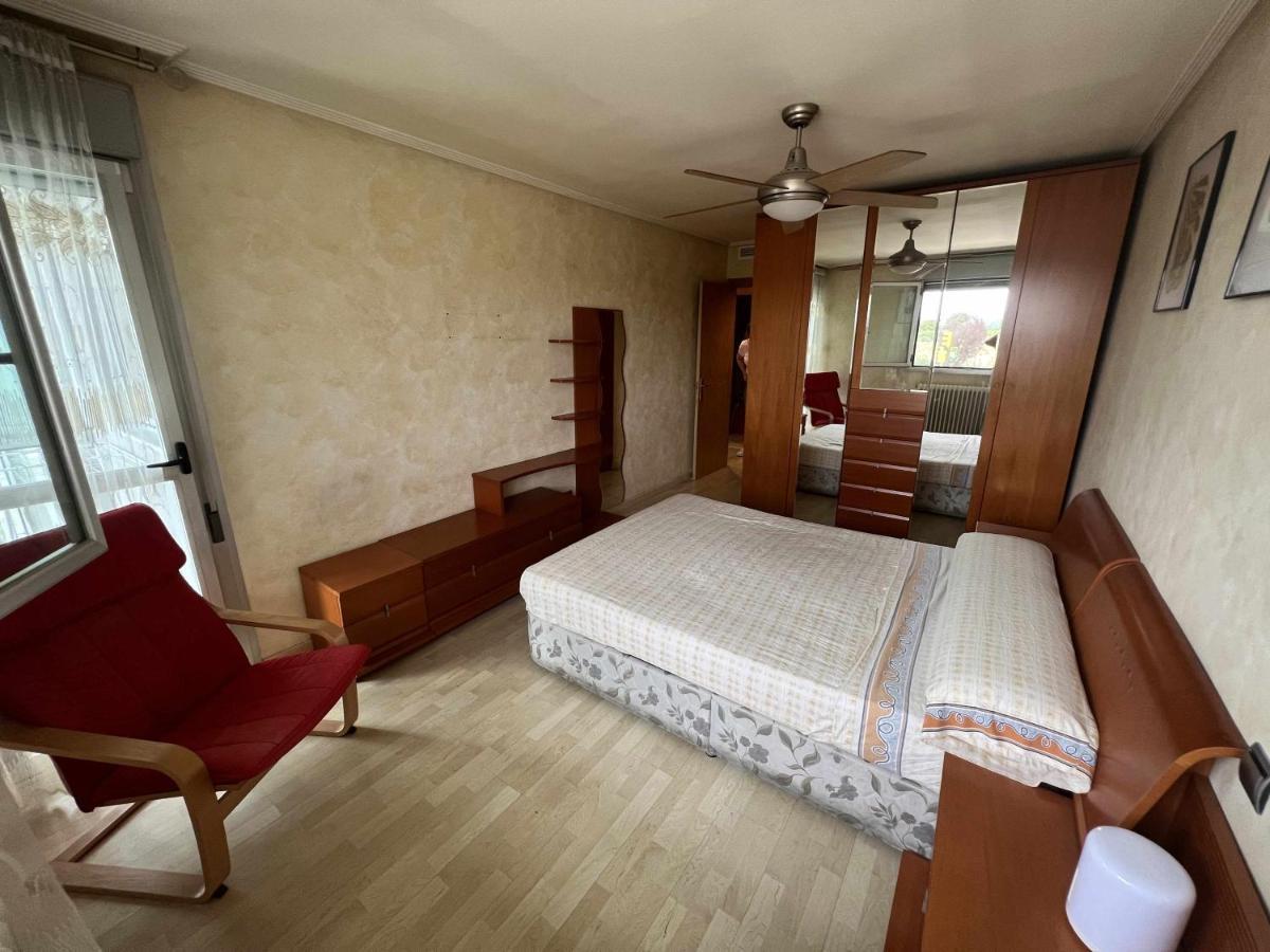 Murohouse Apartamento Con Piscina Zaragoza Luaran gambar