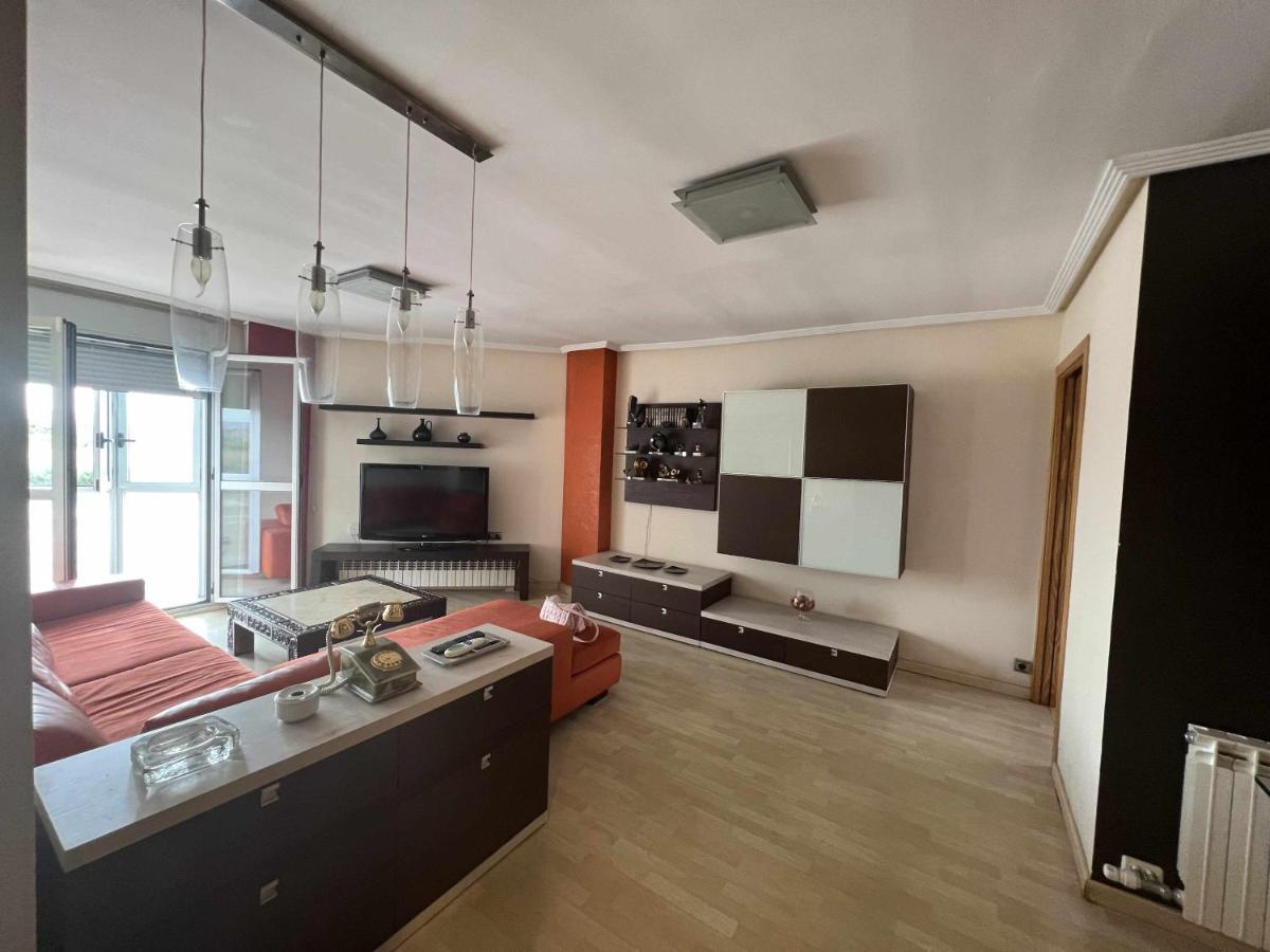 Murohouse Apartamento Con Piscina Zaragoza Luaran gambar