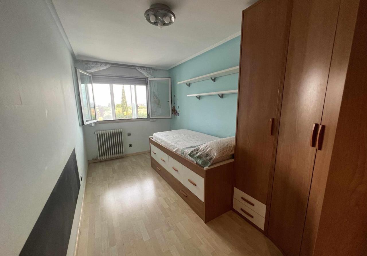 Murohouse Apartamento Con Piscina Zaragoza Luaran gambar